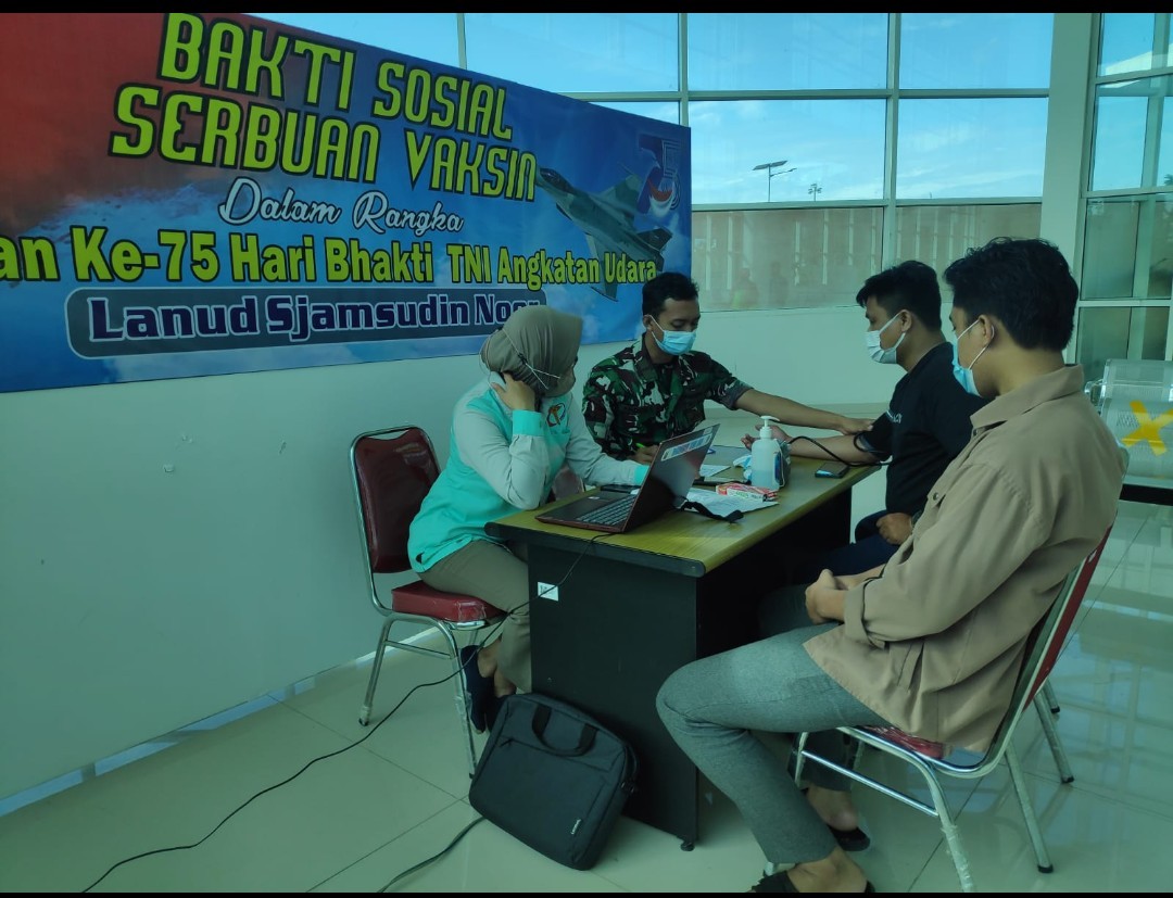 Layanan Vaksin Gratis Dilakukan Bandara Syamsudin Noor Bersama RS. AURI 